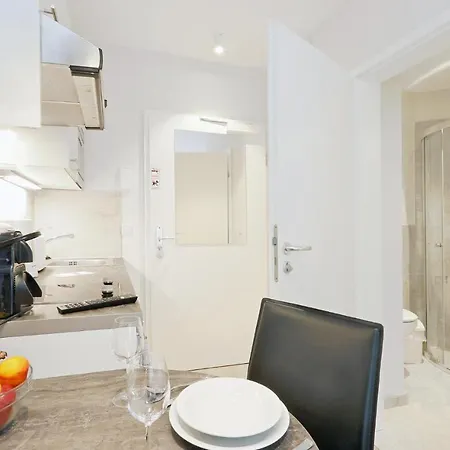 Duenenvilla 17, Whg 4 * Любек