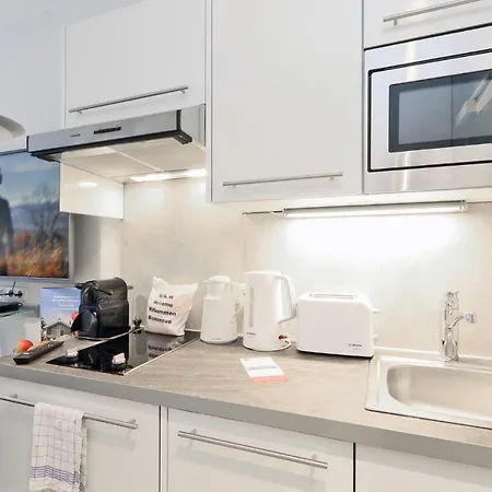 Duenenvilla 17, Whg 4 *